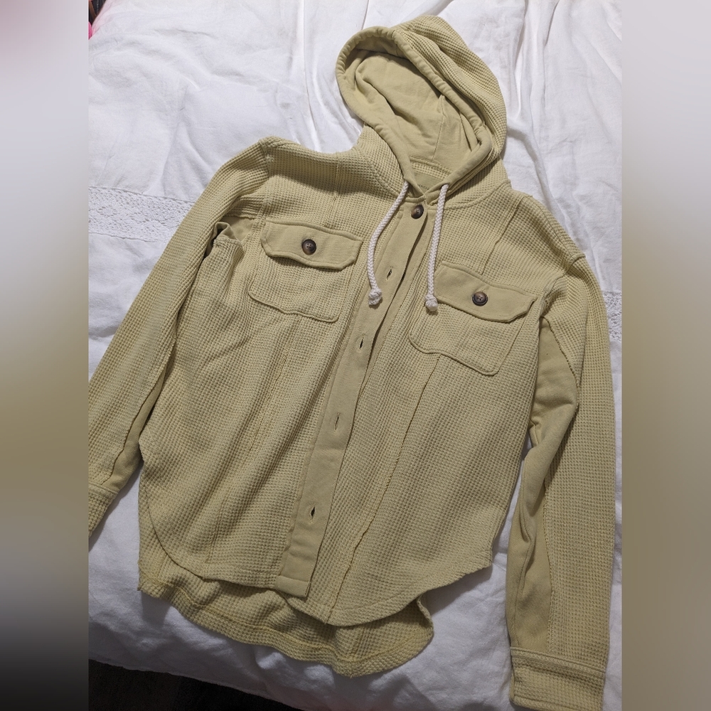 American Eagle Outfitters Hooded Yellow Button Down Shirt